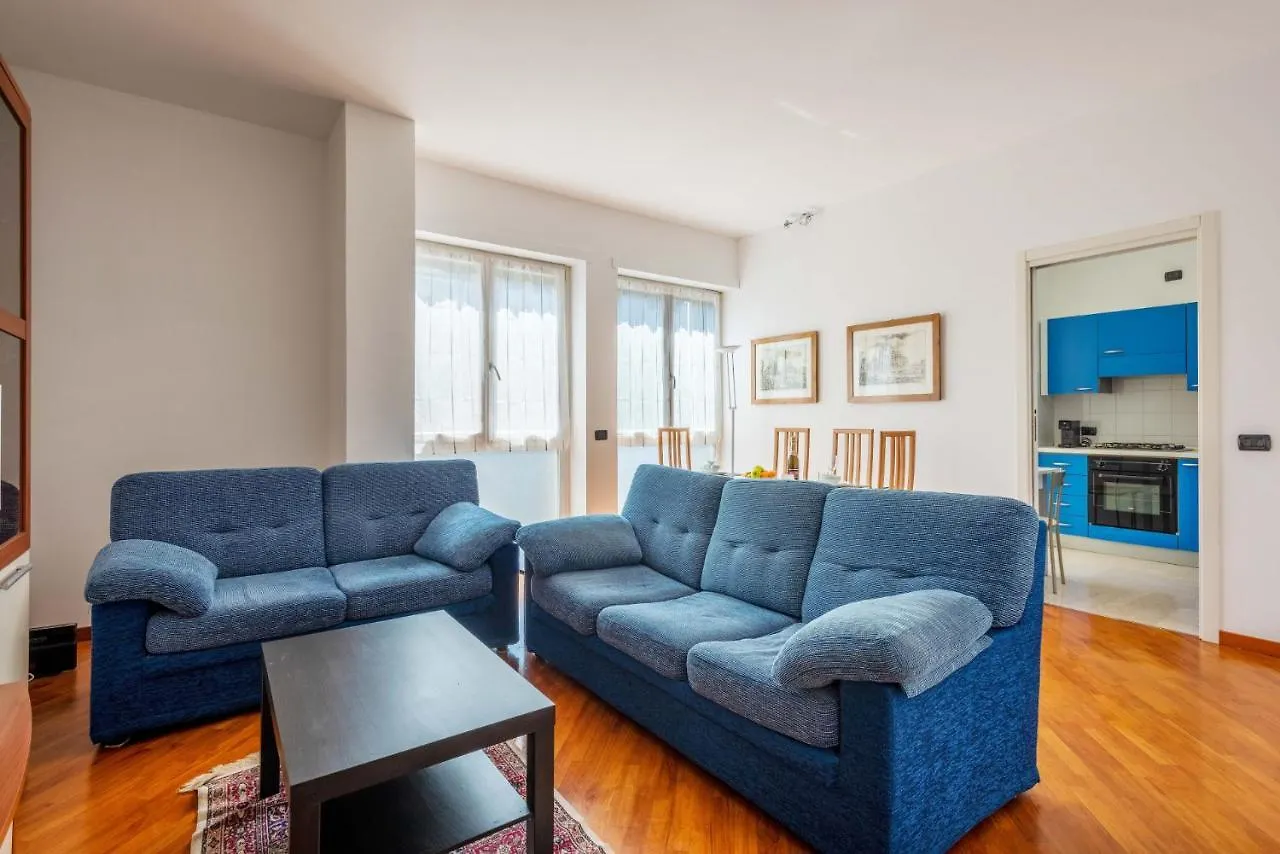 Amazing House In Porta Venezia By Easylife Apartment Milan