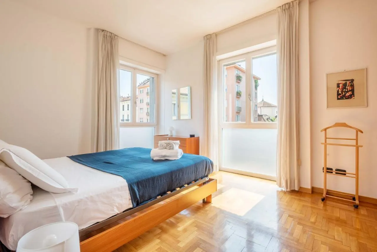 Amazing House In Porta Venezia By Easylife Apartment Milan